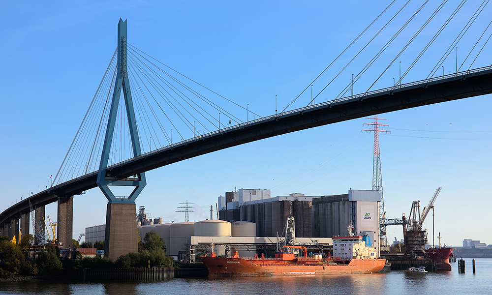 Hamburg-Kohlbrand-Bridge1_1000x600.jpg
