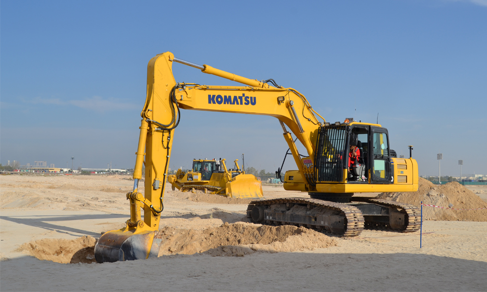 Komatsu-Excv-1000X600-1.jpg